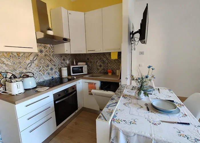 Gemelli-st Peter Sweet House *